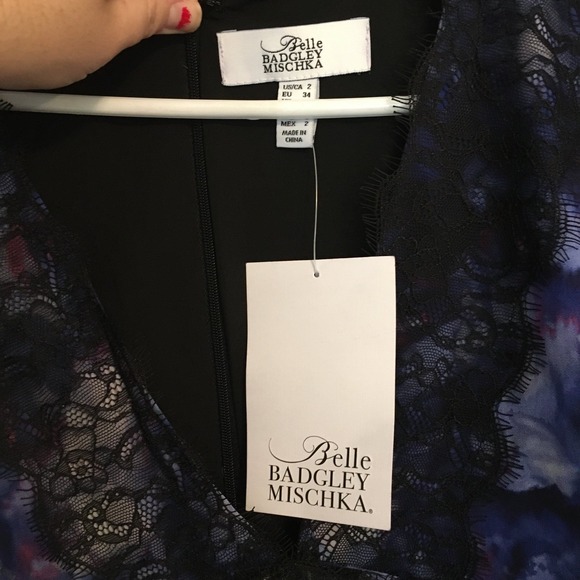 New womens bella Dress 2 - Picture 3 of 4